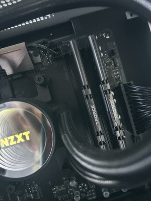 SELLING MY GAMING PC Very Rarely Used In MINT condition, need Gone Asa