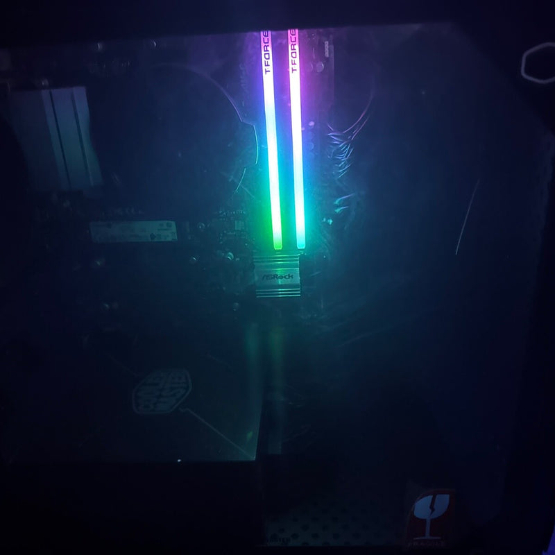 Good starter Gaming Pc, up to 144 frames on low settings, lots of spac